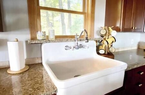 Gladwin House | Lakefront home w/connecting bunkhouse - sleeps 20+
