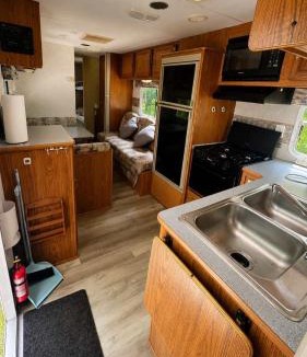Parry Sound Other | Lakefront RV Cottage in Parry Sound #10
