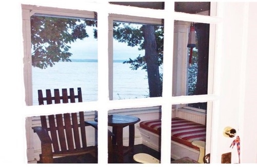 Town of Benton House | Lakeholme.Relax and Renew on Seneca Lake in the Finger Lakes NY. Lovely spot