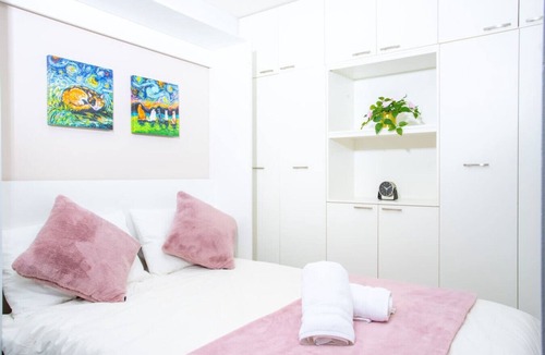 Downtown Toronto Hotel | Lakeshore Vista - Free Parking