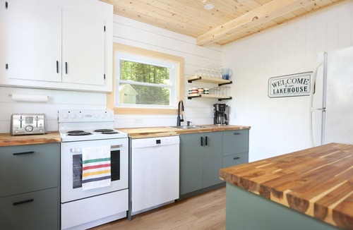 Minden Hills Cottage | Lakeside Family Cottage in Minden ON