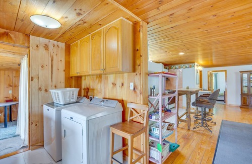 Searsport Cottage | Lakeview Maine Retreat w/Fire Pit, Grill & Canoe