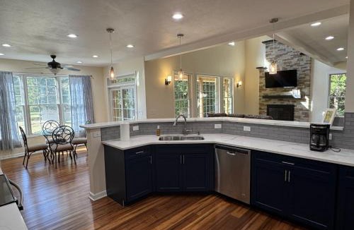 Kelleys Island House | Large Family Gathering Home on Kelleys Island