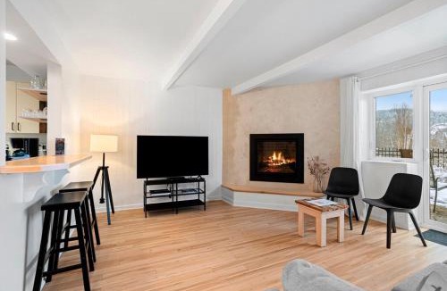 Mont-Tremblant Apartment | Laurentian Retreat with Views of Mont-Tremblant