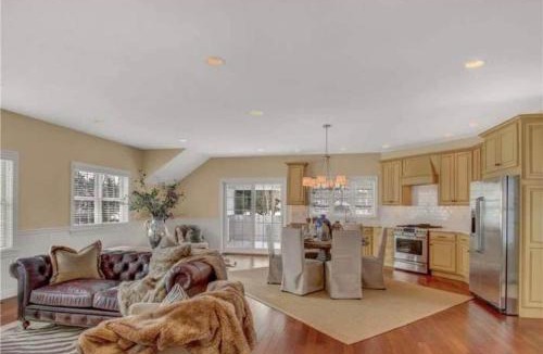 Findley Lake House | Legacy Lodge