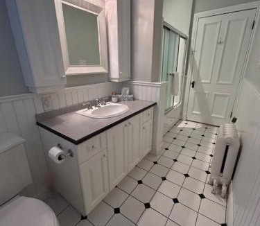 Centre-Ville Apartment | Les Ancestrales - Maison Jodoin, Augustine Suite
