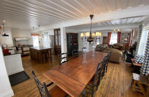 Riviere Du Loup Ski Chalet | Les Voiliers - Water View in Riviere-du-Loup