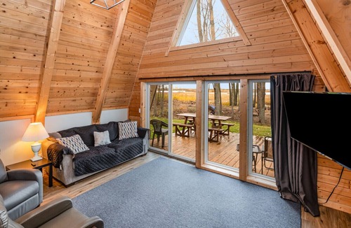Au Gres Apartment | Life`s a Hoot A-Frame Cabin