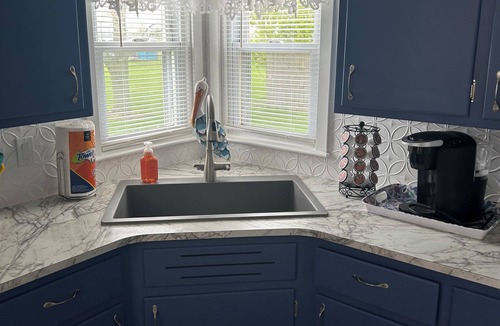Oak Harbor House | LIL HOUSE - 2-bedroom house with AC in charming Port Clinton