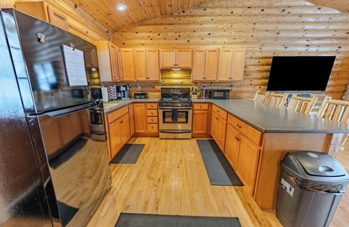 Wetmore House | Lost on Purpose : Summer Memories Made Here | Cabin for 12