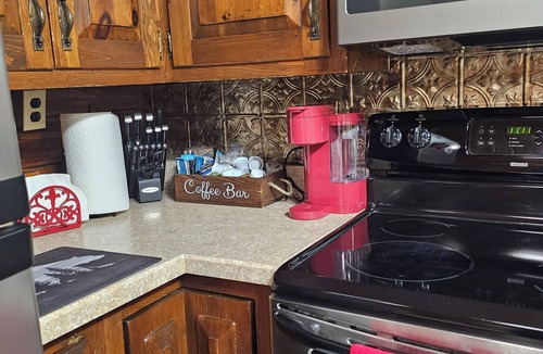 Campbell Cabin | Lovely 2-bedroom cabin with AC in Campbell