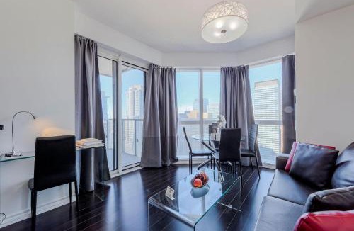 Bay Street Corridor Apartment | Lovely 2Br Condo with Fabulous View in Downtown Toronto