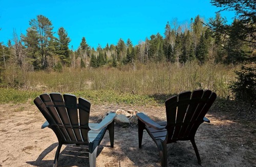 Mattawa RV Rental | Lovely Dome Rental for Cozy Glamping Escapes to Nature in Mattawan, Ontario