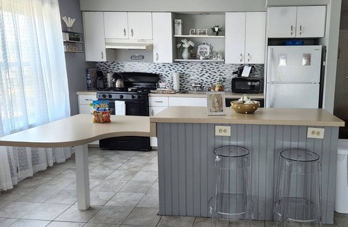 Lakewood House | Lovely Lakewood:November Special 15% Off 3+ Nights