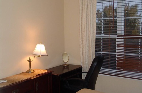 Bromont Condo | Lovely quiet 3 bdrm corner fully furnished unit. Tennis, pool, gym & more