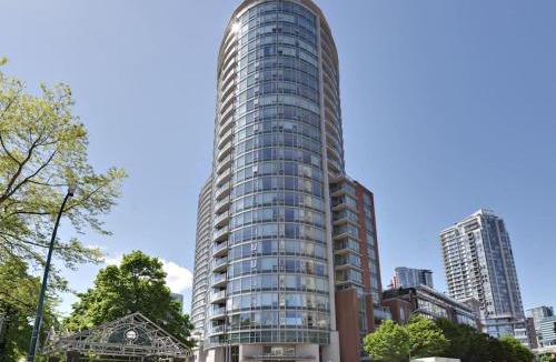 Crosstown Apartment | Luxary Condo Downtown Vancouver with free parking