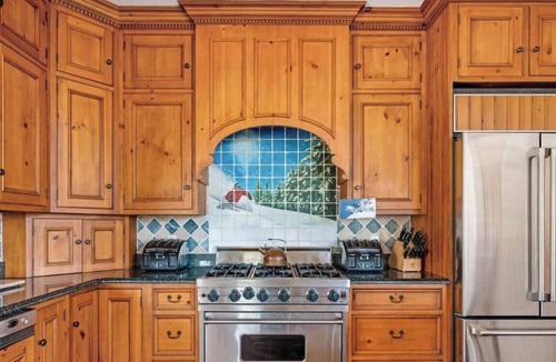Windham House | Luxe 8BR Windham Lodge | Theater, Walk to Slopes