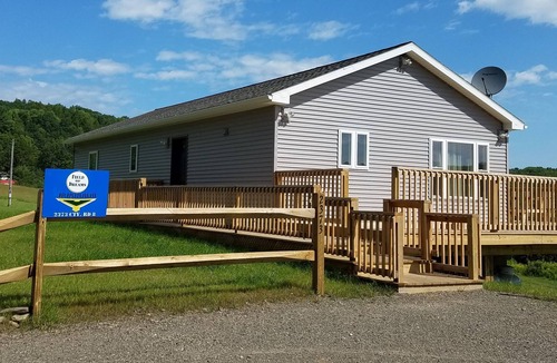 Otego House | Luxurious and new, under 10 mins to All Star Village