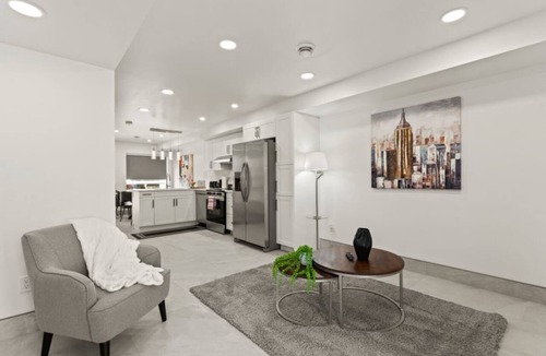 Ruthven Condo | Luxury 171-10 Condos with Magnificent Lakeview