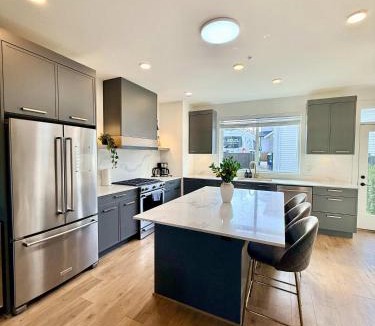 Willoughby House | Luxury 3Br Oasis Gated Yard Pets Welcome