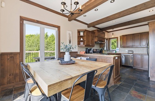 Lac-Superieur Ski Chalet | Luxury Chalet Mont-Tremblant view Hot tub, Sauna, Billiards, lake access