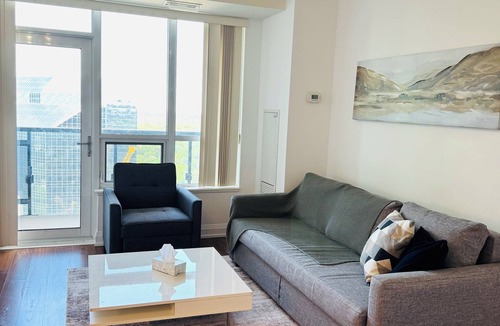 Willowdale Condo | Luxury Condo In Toronto Golden Area 1Bd, 1Bath, Parking, Direct Access to Subway