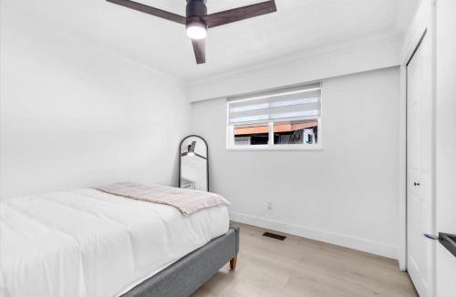 Delta House | Luxury Delta House 5 Bedroom 7 Beds