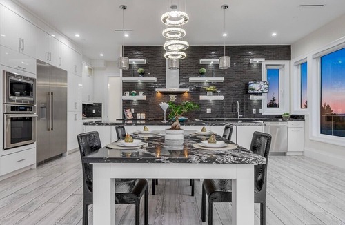 West Vancouver House | Luxury Large Private Modern Home with Pool