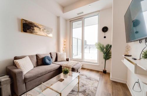 Kitchener Apartment | Luxury & Modern Condo in Central KW With Exclusive Terrace