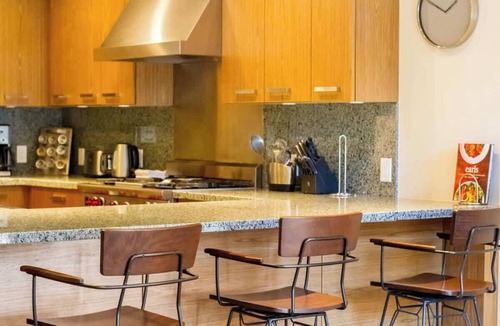 Whistler Condo | Luxury Town home, Private Hot Tub, Views & Private