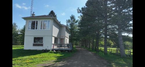 Glencairn House | Mad River Ranch