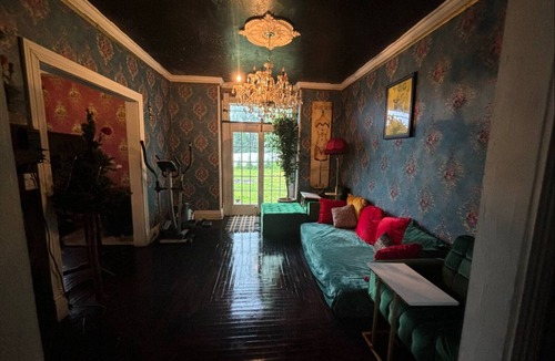 Derrick City House | Magical Mountain House-Pet Friendly