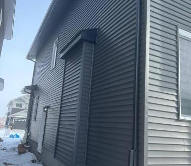 Northeast Edmonton House | Magnificent Brand New luxurious Basement 2BR, NW