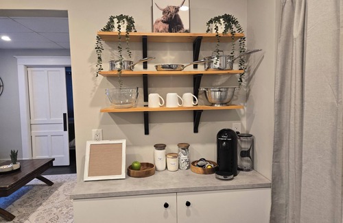 Powassan Apartment | ​Mainstreet Hideaway | Cozy Downtown Gem in the Heart of Powassan