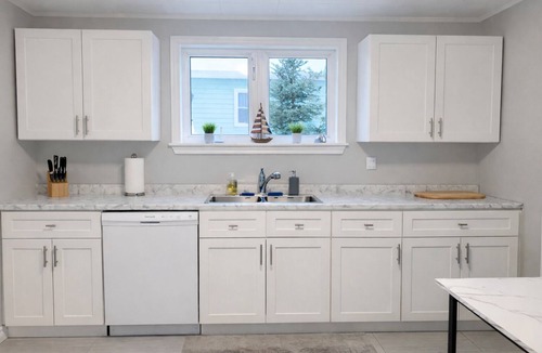 Saint John Apartment | Mariner's Nest, Family- Friendly Costal Stay, 3BDR, Near Digby Ferry, Sleeps 5