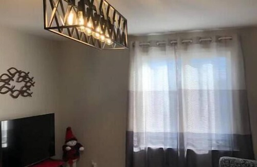 Saint John Apartment | Mariner's Nest, Family- Friendly Costal Stay, 3BDR, Near Digby Ferry, Sleeps 5