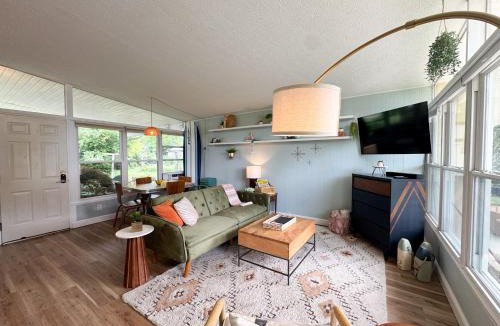 Vermilion House | Mid-Century Modern Themed Home with Outdoor Hot Tub