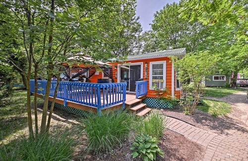 Put-in-Bay Villa | Middle Bass Island Escape: Resort Pool & Bar!
