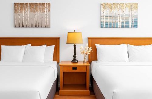 Canmore Apartment | Mini Getaway with Mountain Views Near Banff