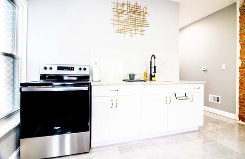 Downtown Niagara Falls Apartment | Modern 1BR 1BA Apartment close Falls and Casino