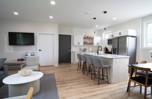 Conneaut Cabin | Modern 2-BR cabin in charming Conneaut by the Lake