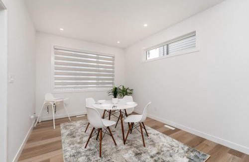 North Central Edmonton House | Modern 5BR Home Near Rogers Place & NAIT