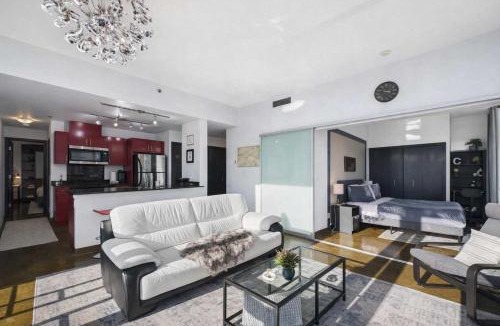 Beltline House | Modern Beltline Escape Sky-High Views DT Views