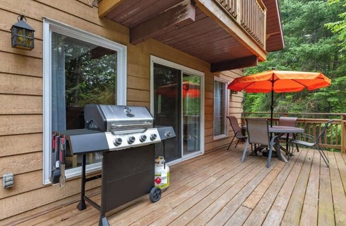 Argenteuil Regional County Municipality House | Modern Cottage Laurentians Private Pool & Nature