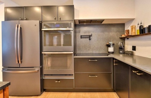 Windham House | Modern Forest Retreat with Hot Tub and Sauna - Entire Magda Cabin XL!