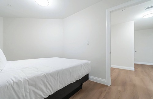 Rouge Apartment | Modern Fully Furnished 3 Bedroom Apartment Unit 8