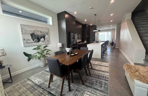 Yellowknife House | Modern house with Aurora views
