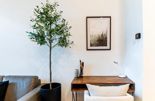 Grand Forks Apartment | Modern industrial suite in Grand Forks