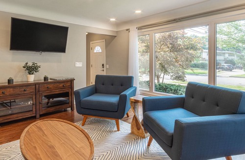 Birmingham House | Modern, Luxe 3BR/2.5BA Birmingham Home