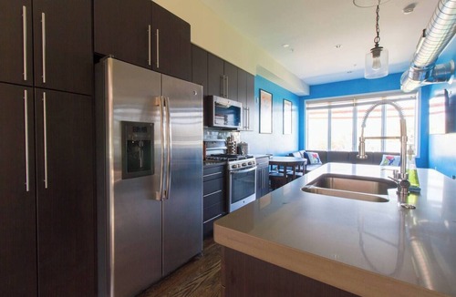 Fishtown Condo | Modern Luxury Fishtown Condo w/Private Roof Deck